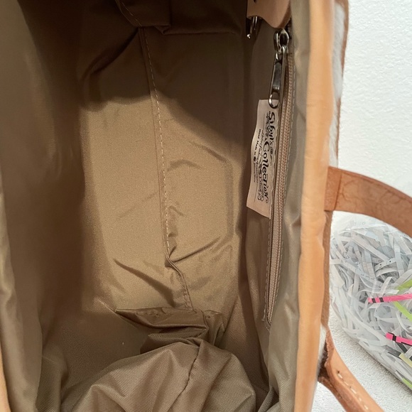 Beautiful Circle Y of Yoakum Cowhide Purse. Handmade. Vintage. NWT - Picture 10 of 12